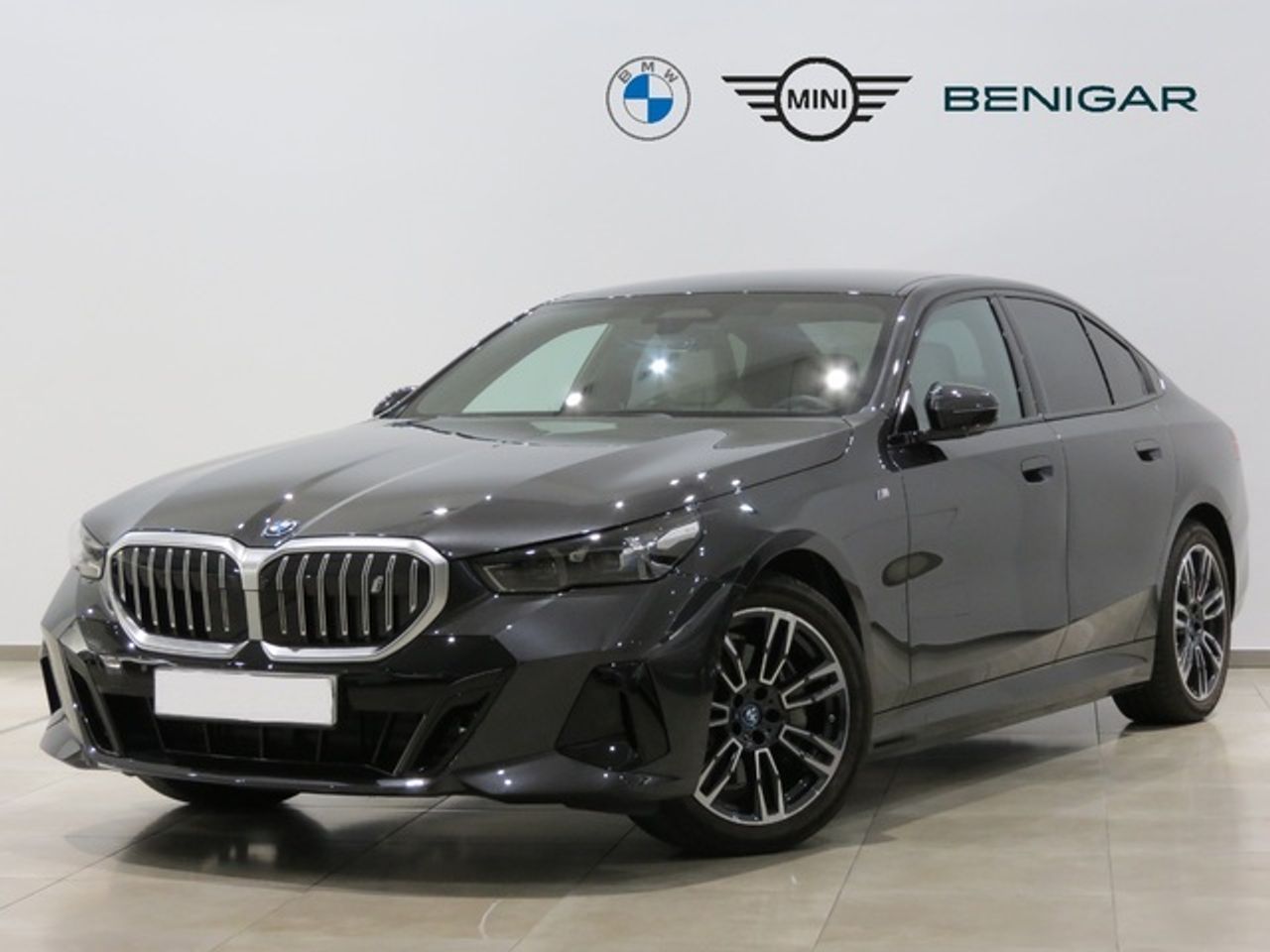 Foto BMW i5 1