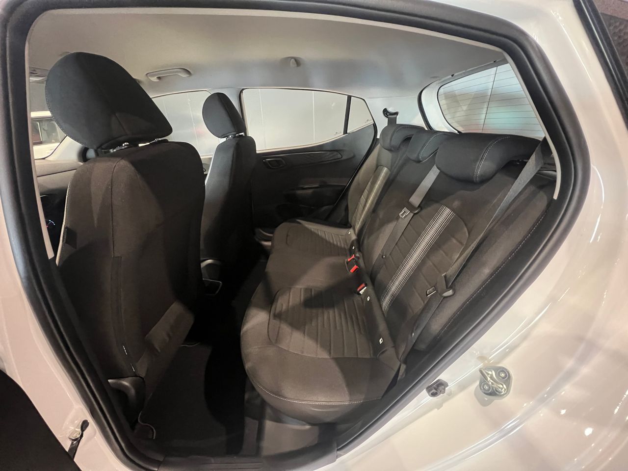 Foto Hyundai i10 5