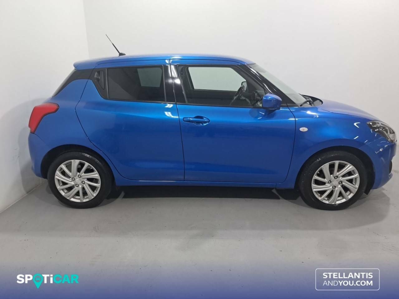 Foto Suzuki Swift 4