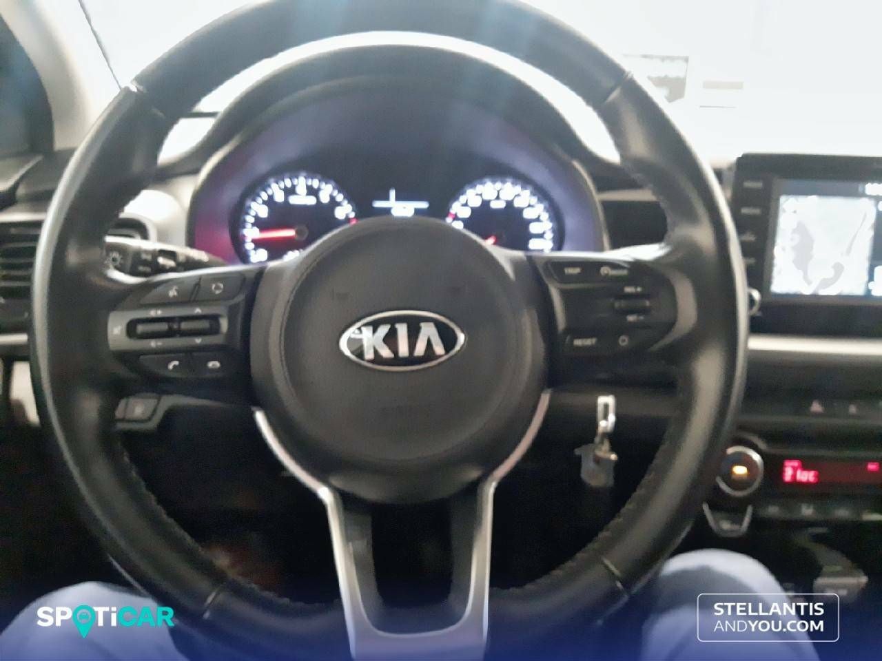 Foto Kia Stonic 13