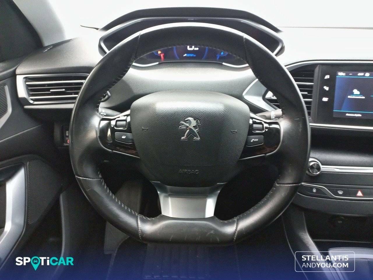 Foto Peugeot 308 19