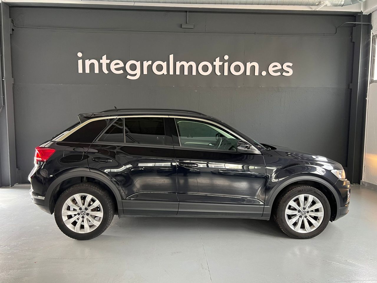 Foto Volkswagen T-Roc 3