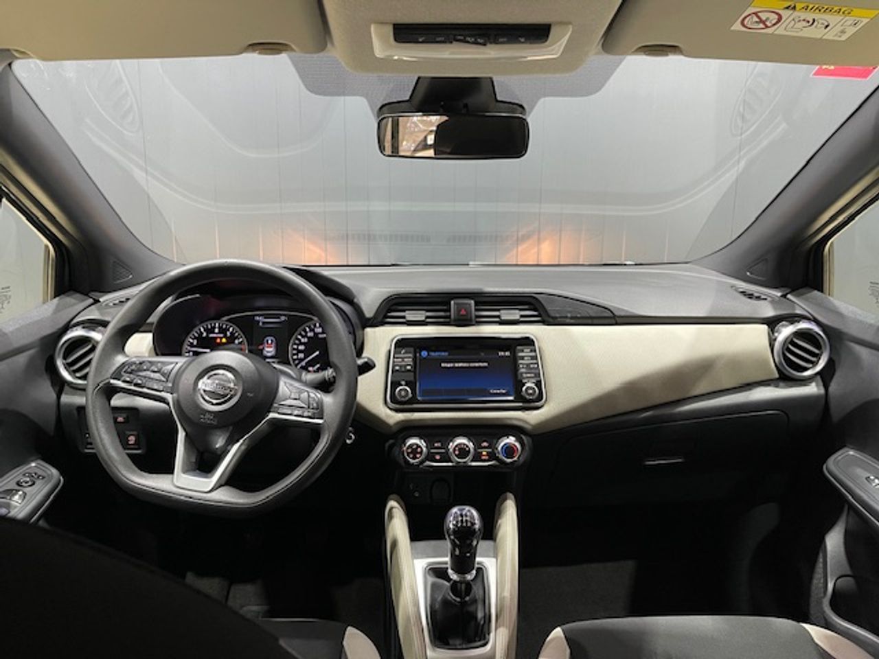 Foto Nissan Micra 29