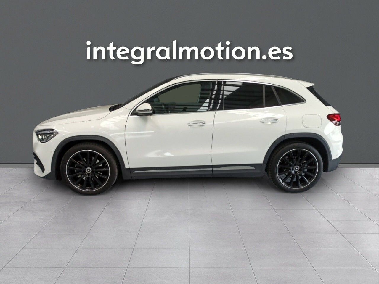 Foto Mercedes-Benz Clase GLA 24