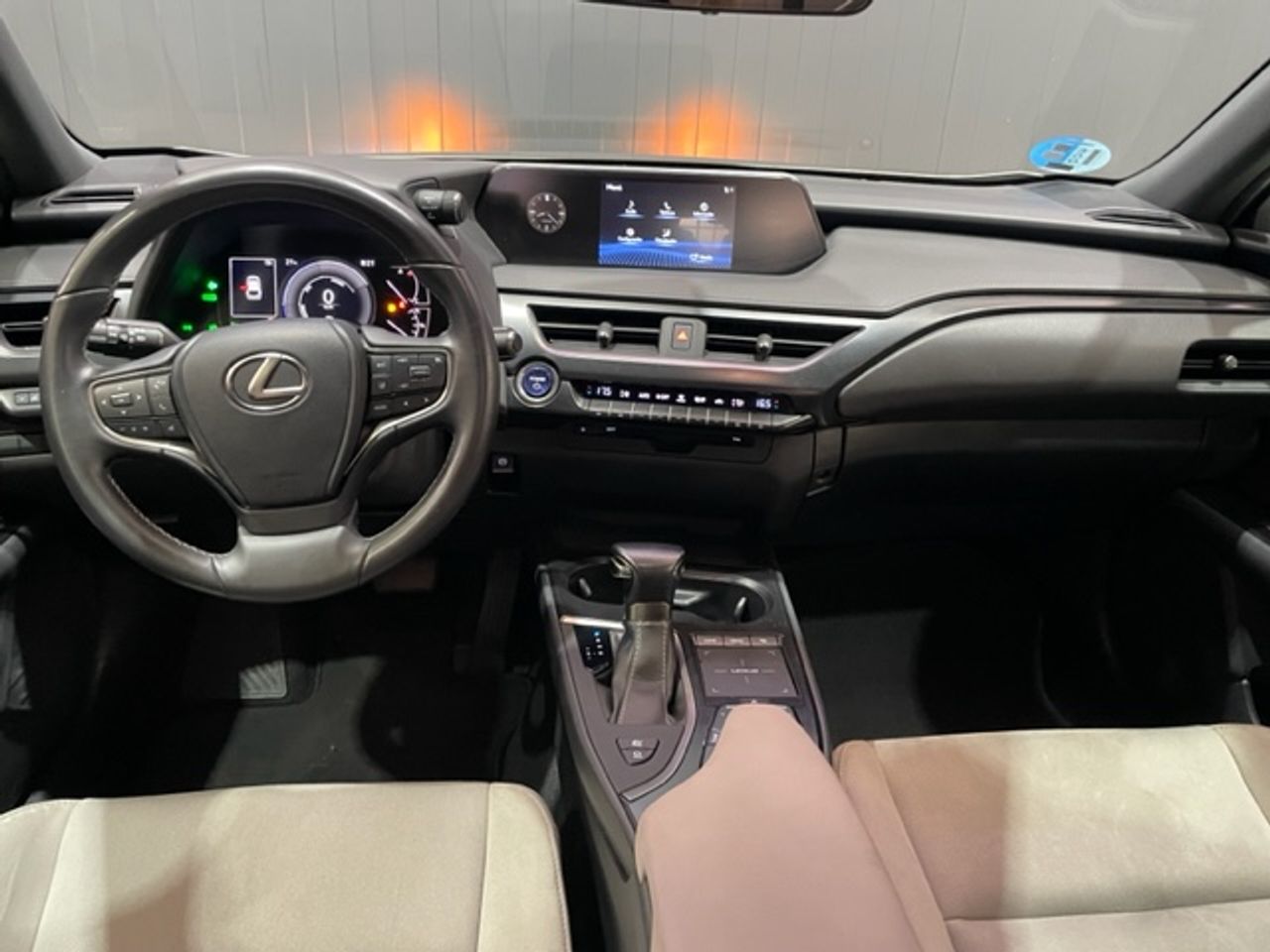 Foto Lexus UX 6