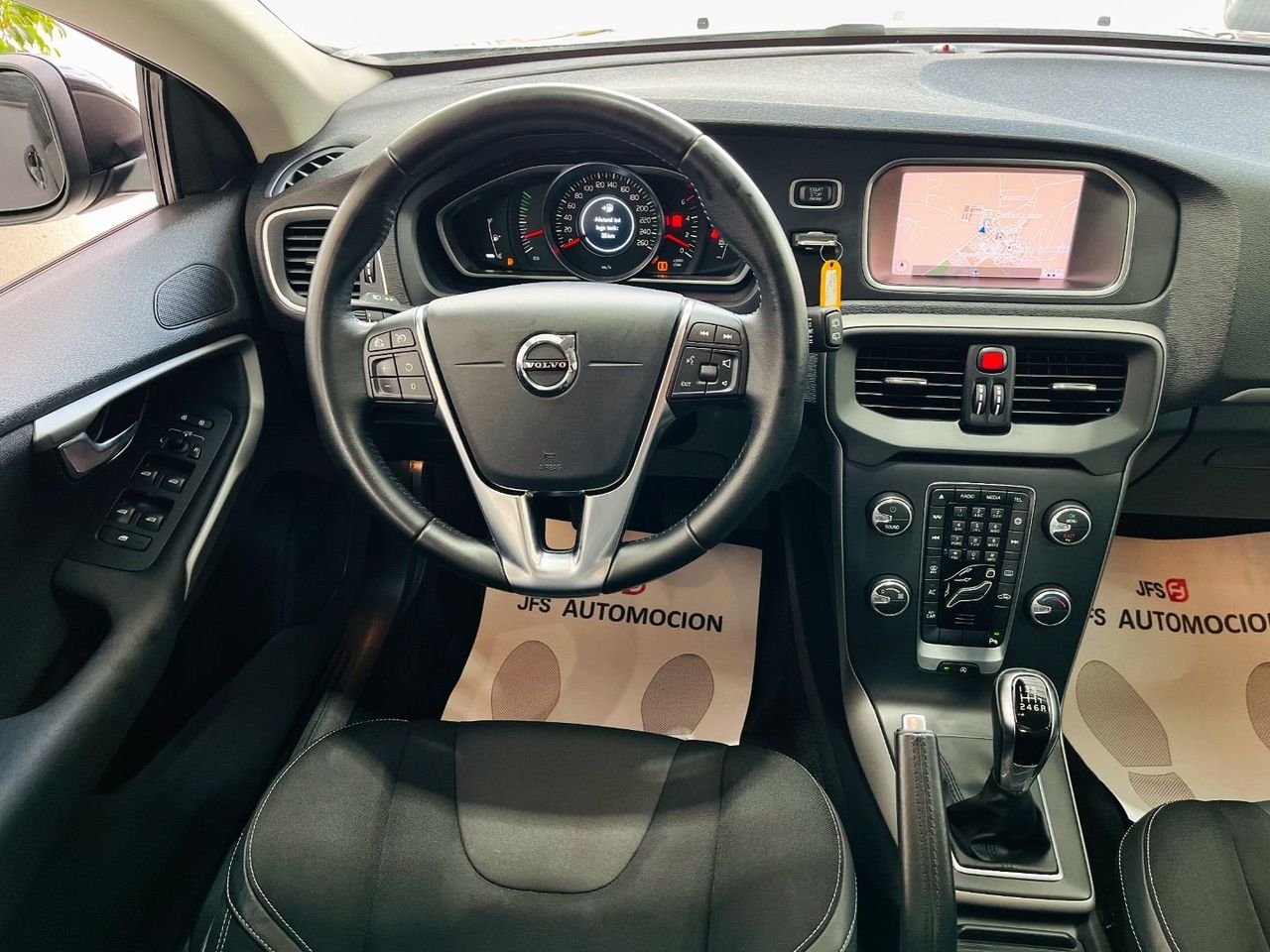 Foto Volvo V40 9