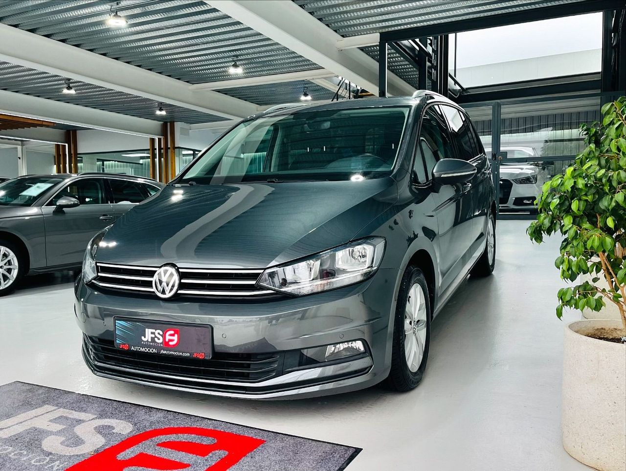 Foto Volkswagen Touran 2