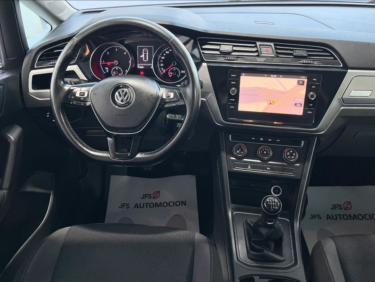 Foto Volkswagen Touran 9