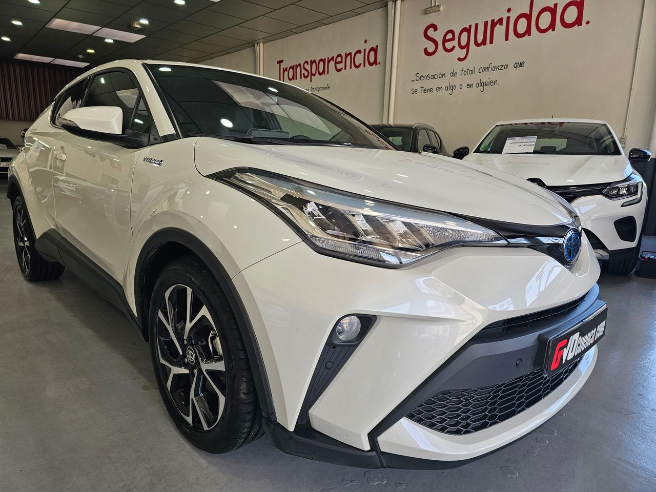 Foto Toyota C-HR 5