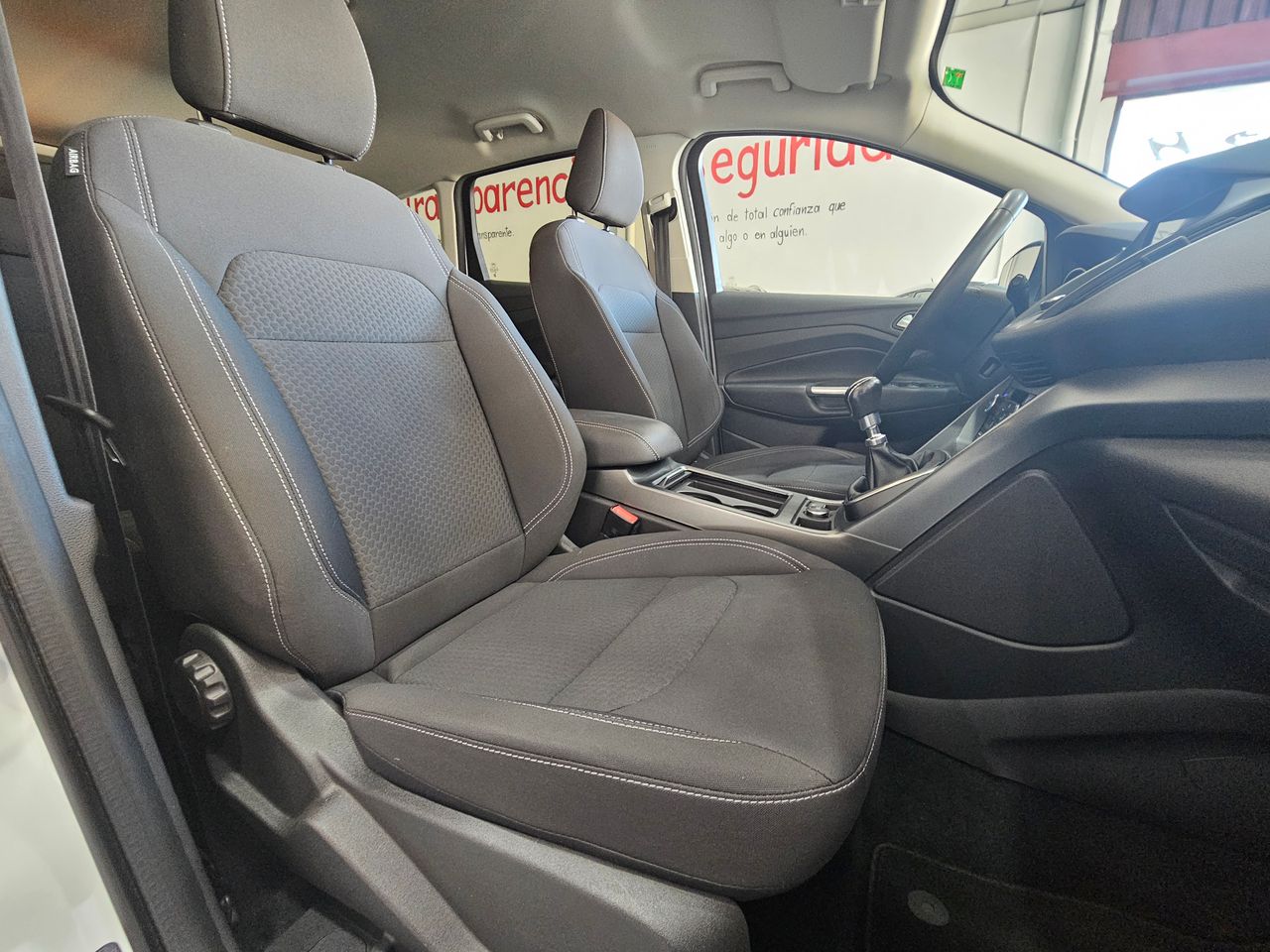 Foto Ford Kuga 15