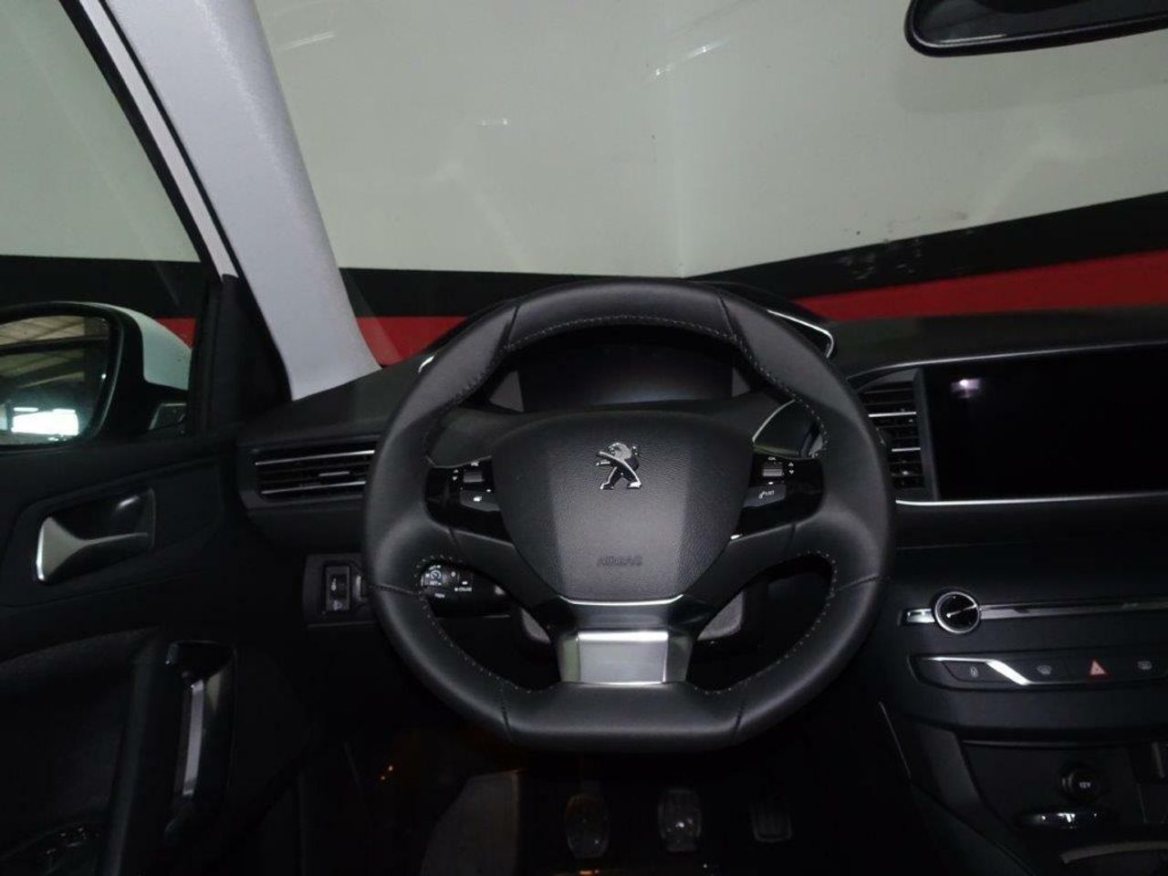 Foto Peugeot 308 9