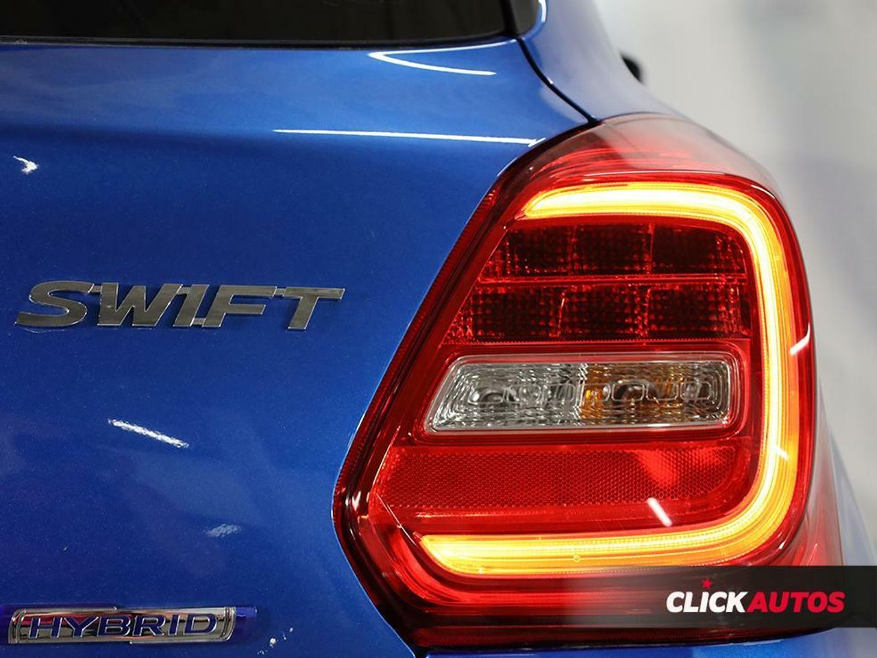 Foto Suzuki Swift 17