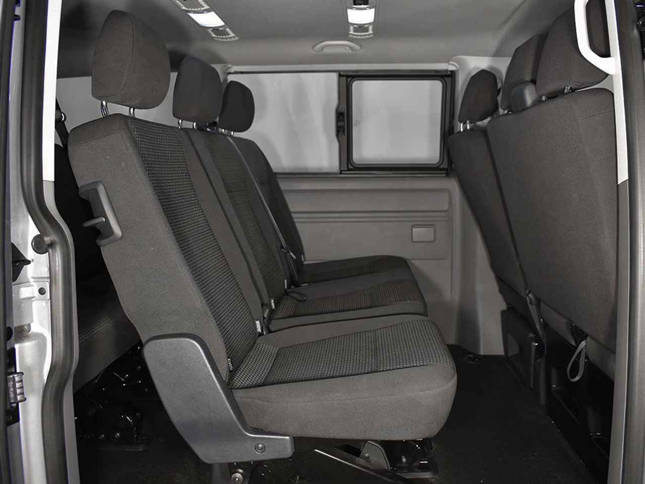 Foto Volkswagen Caravelle 15