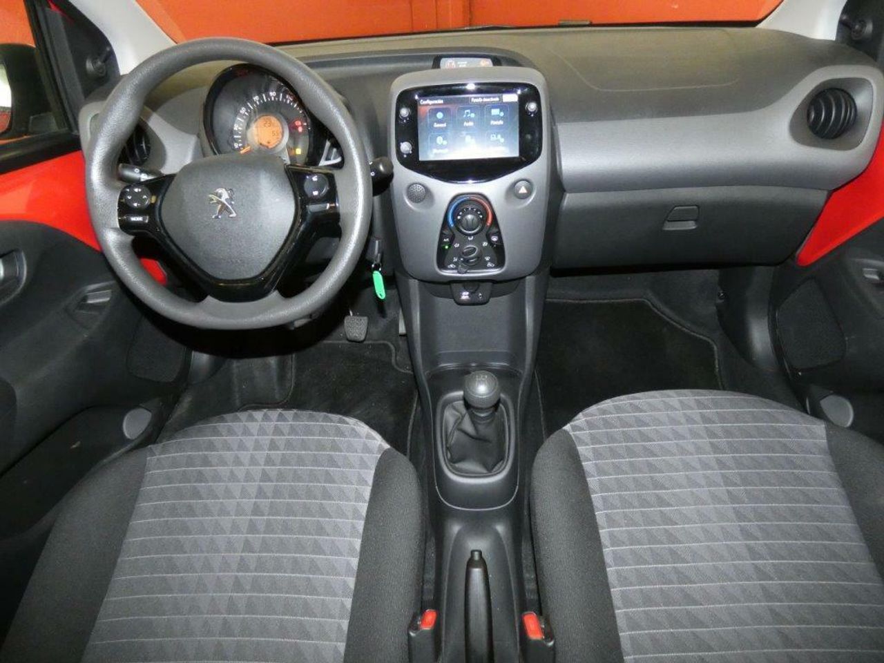 Foto Peugeot 108 10