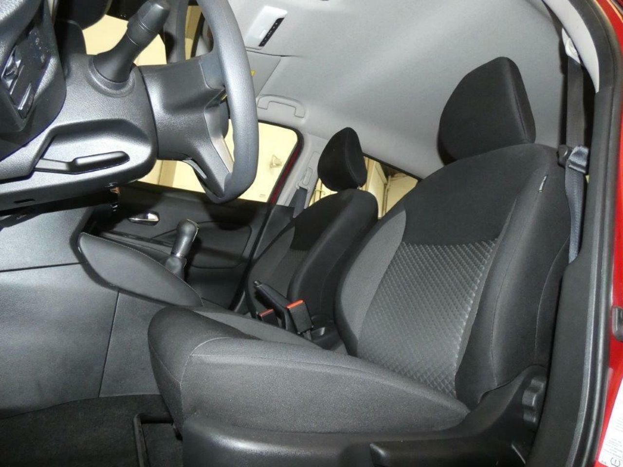 Foto Nissan Micra 23