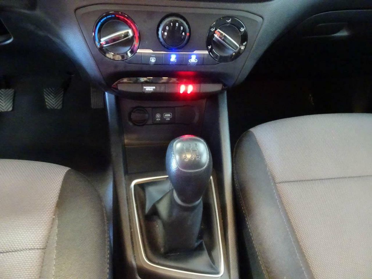 Foto Hyundai i20 10