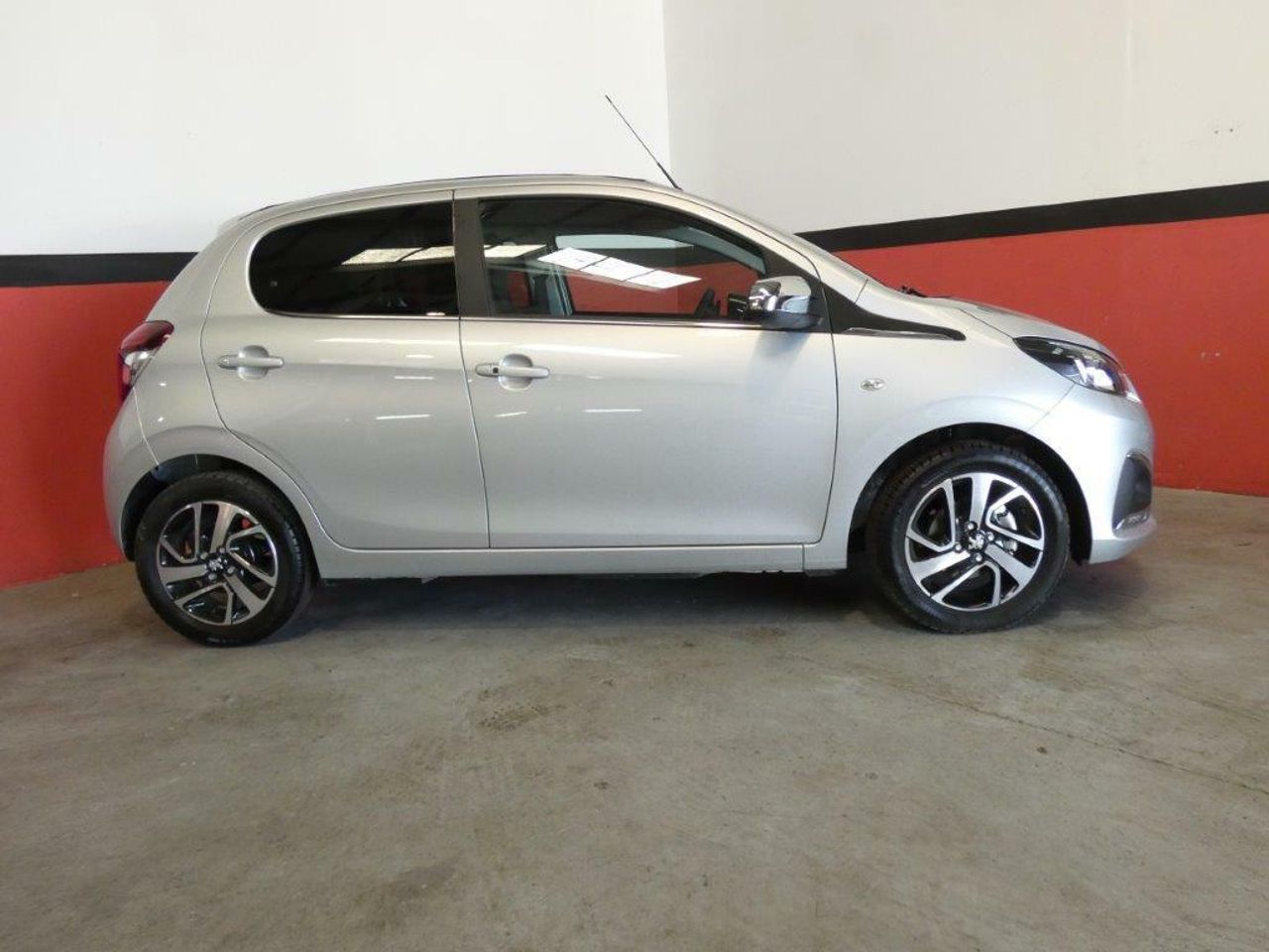 Foto Peugeot 108 5