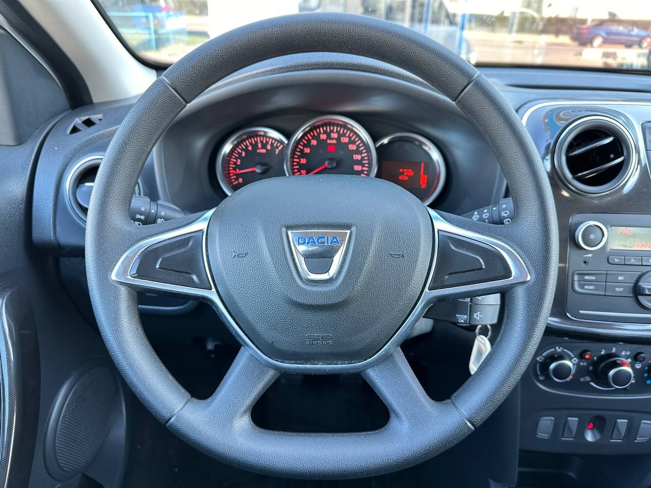 Foto Dacia Sandero 6