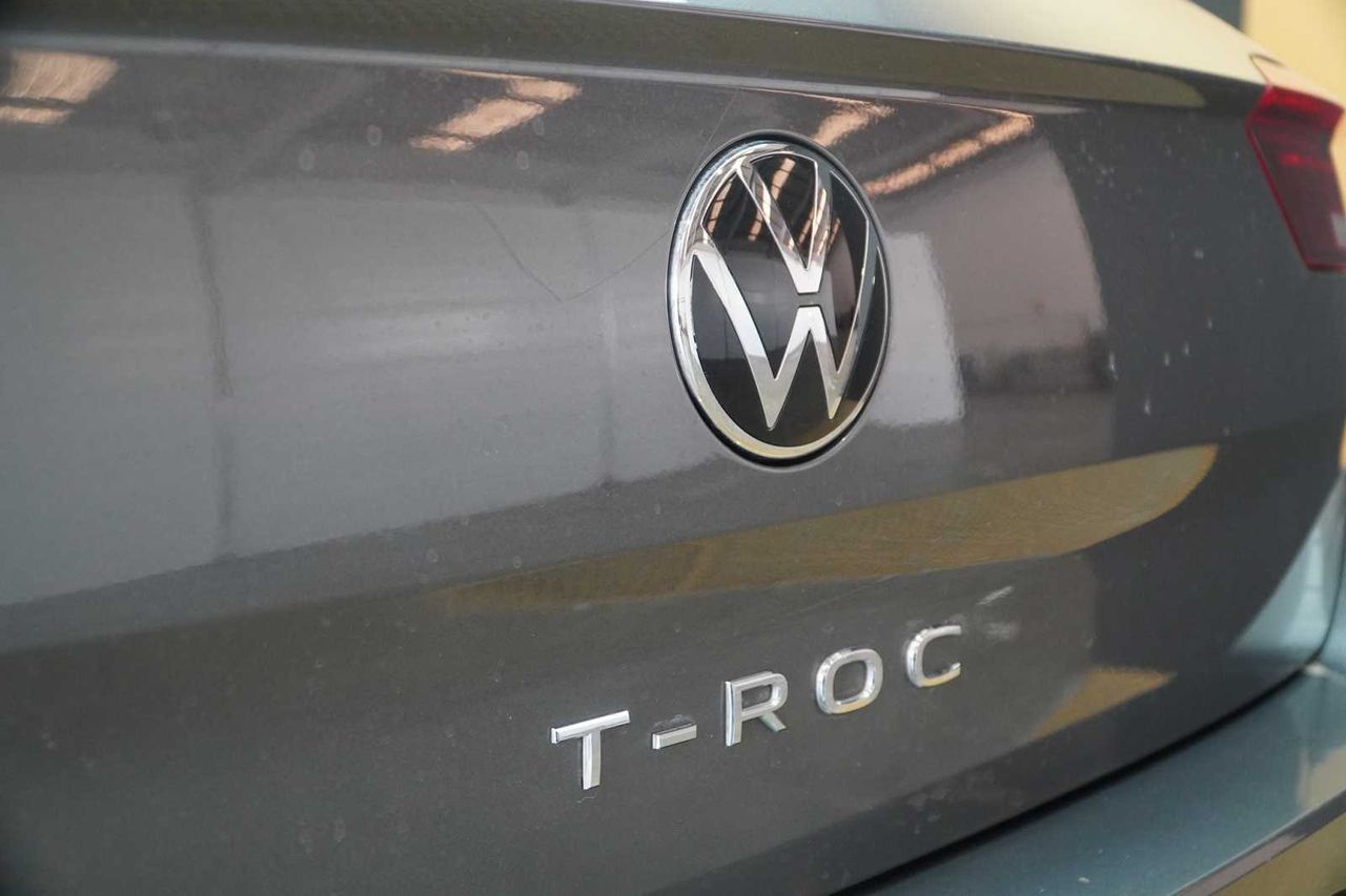 Foto Volkswagen T-Roc 19