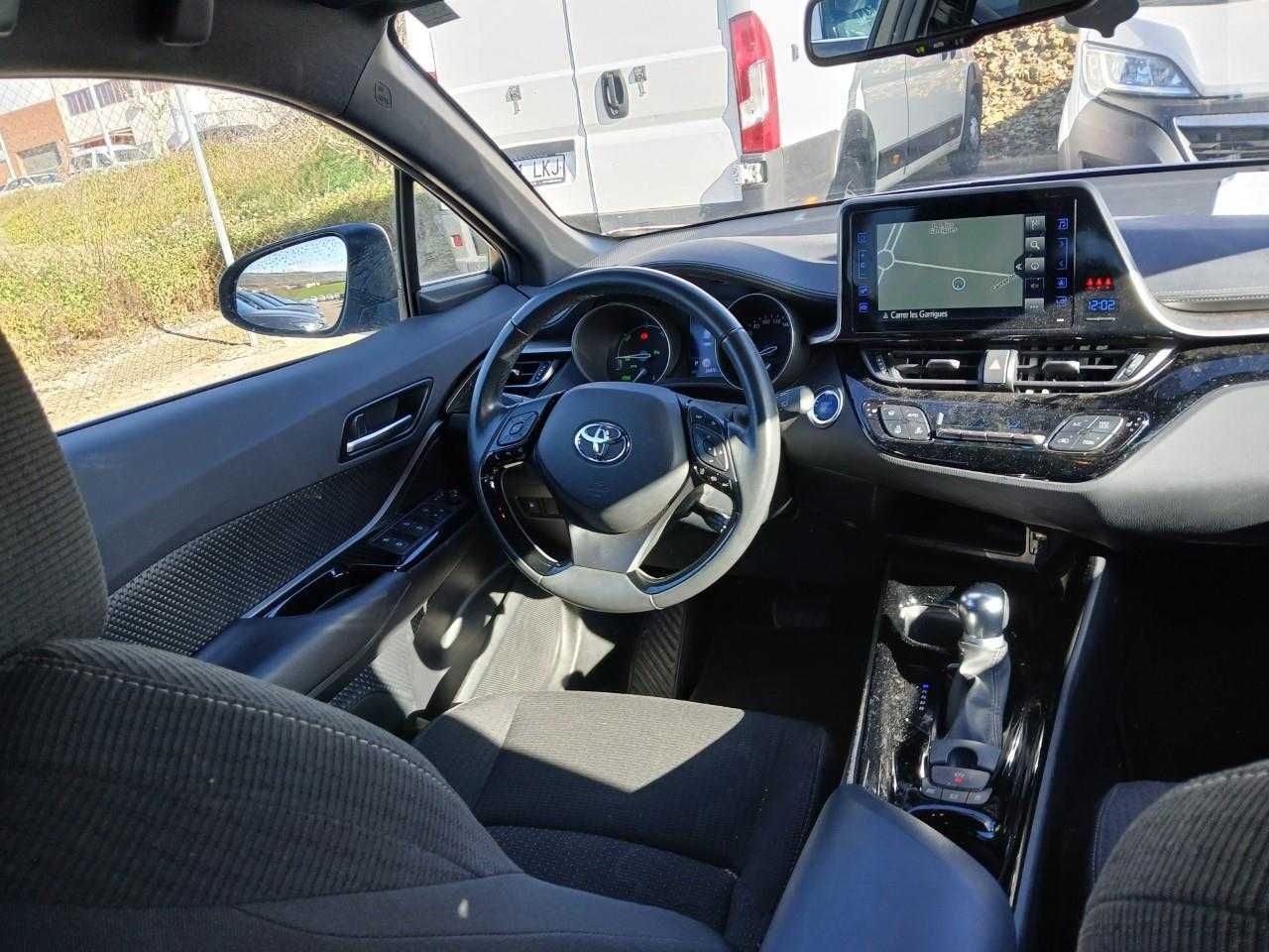 Foto Toyota C-HR 6