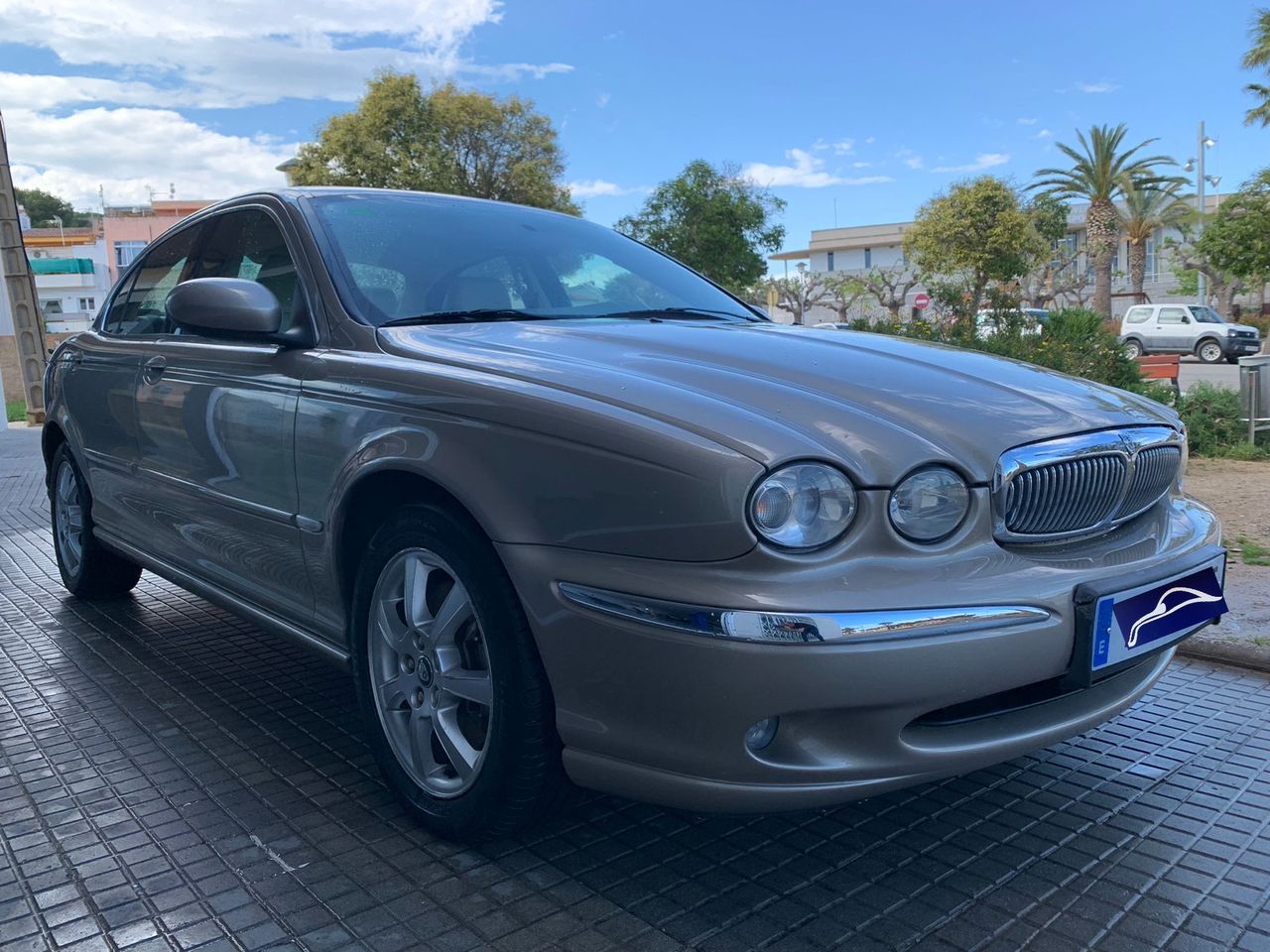 Foto Jaguar X-Type 15