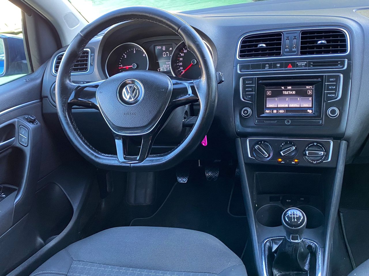 Foto Volkswagen Polo 9