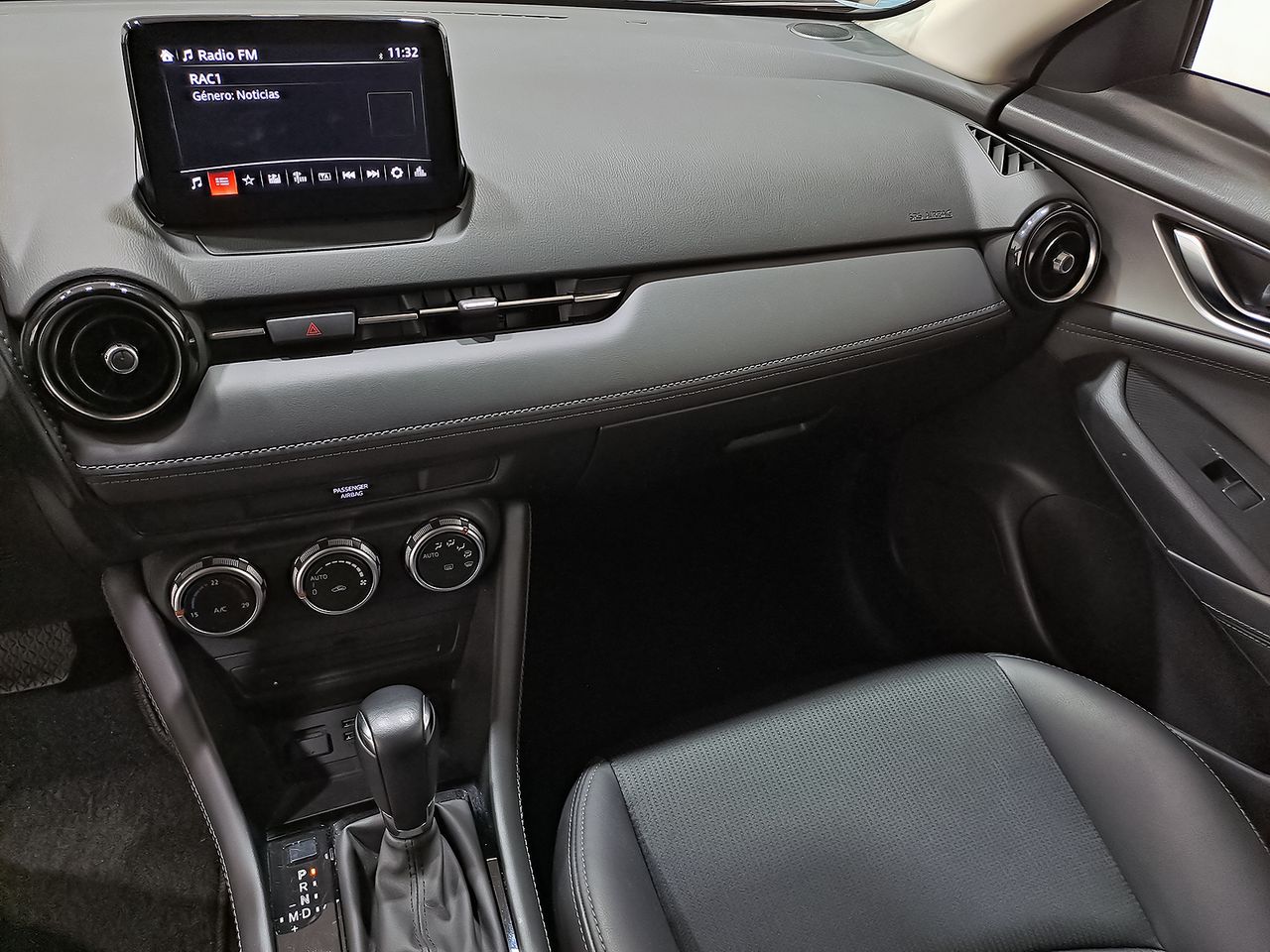 Foto Mazda CX-3 11