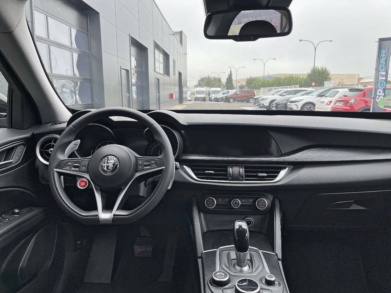 Foto Alfa Romeo Stelvio 8