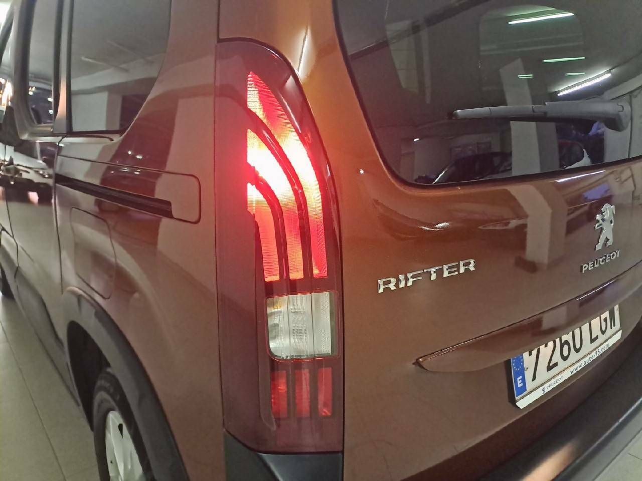 Foto Peugeot Rifter 18