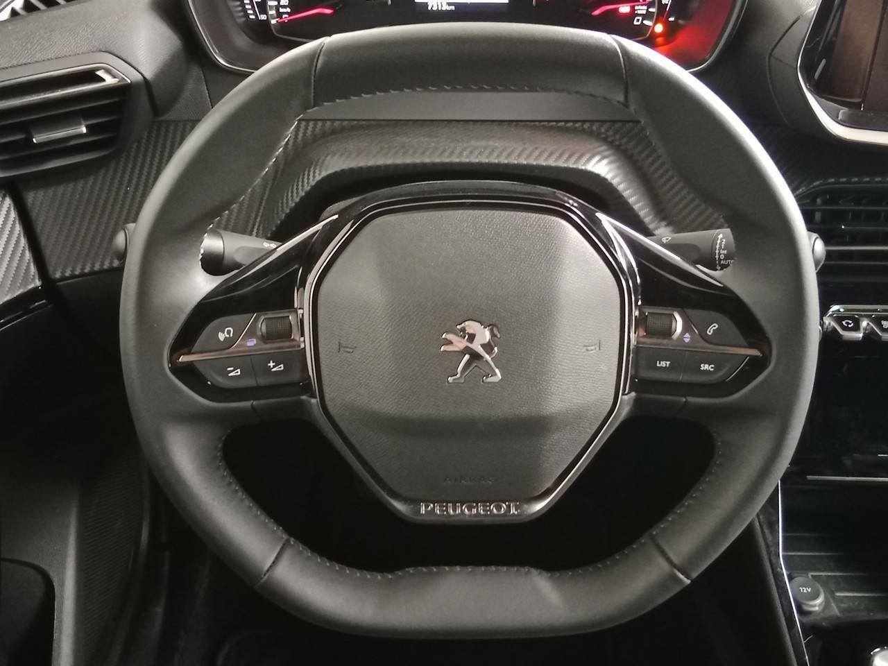 Foto Peugeot 2008 23