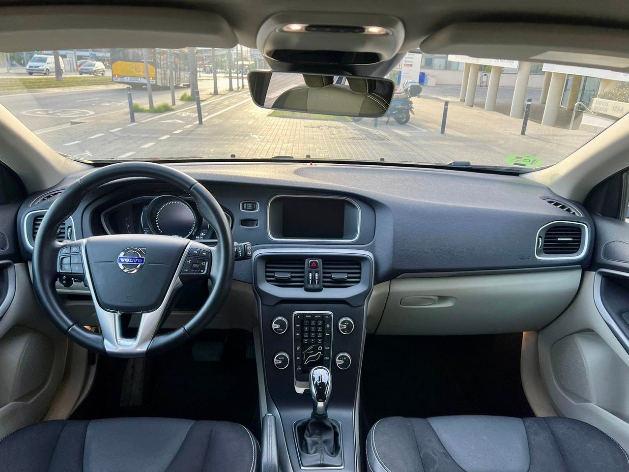 Foto Volvo V40 8