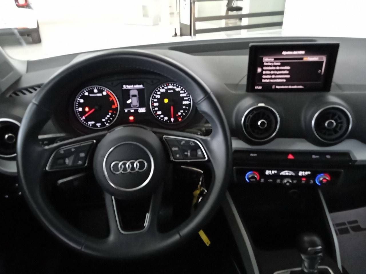 Foto Audi Q2 15