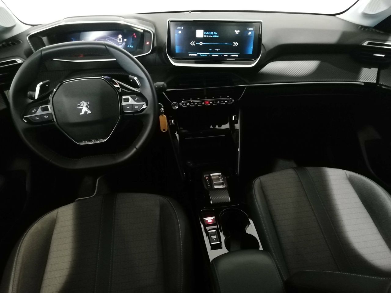 Foto Peugeot 208 8