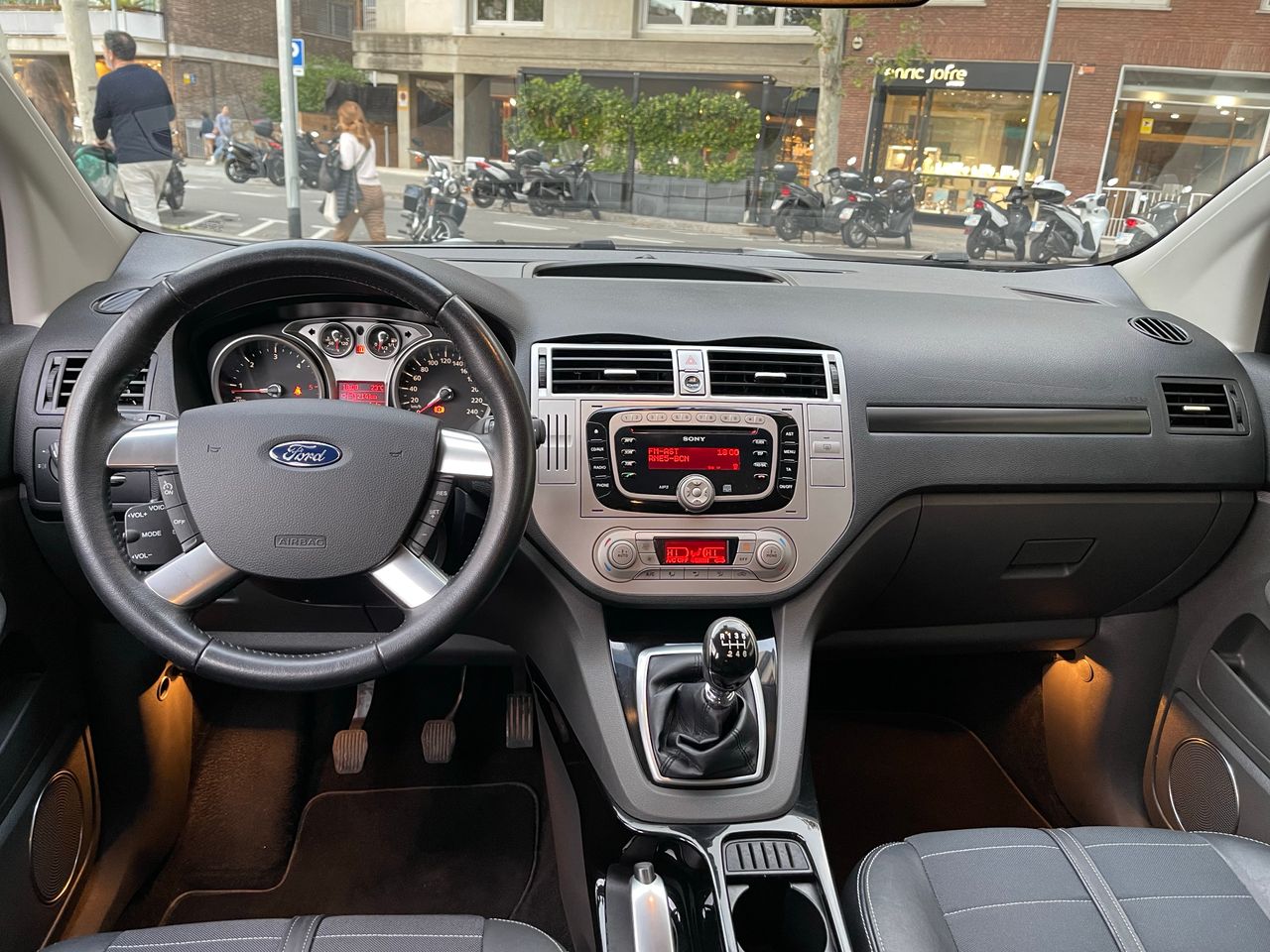 Foto Ford Kuga 5