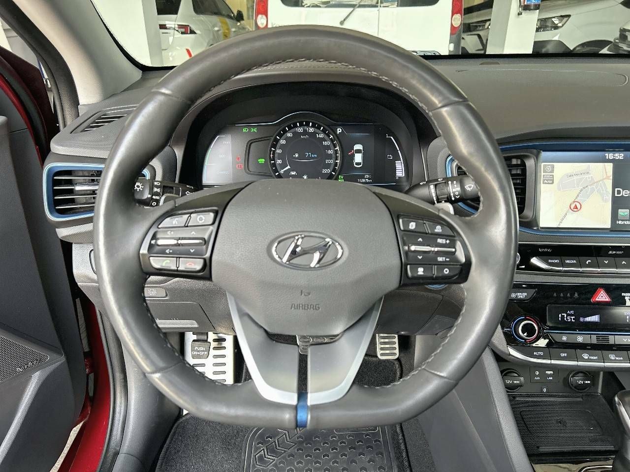 Foto Hyundai IONIQ 14