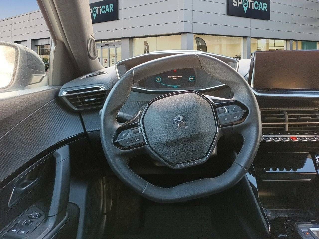 Foto Peugeot 2008 9