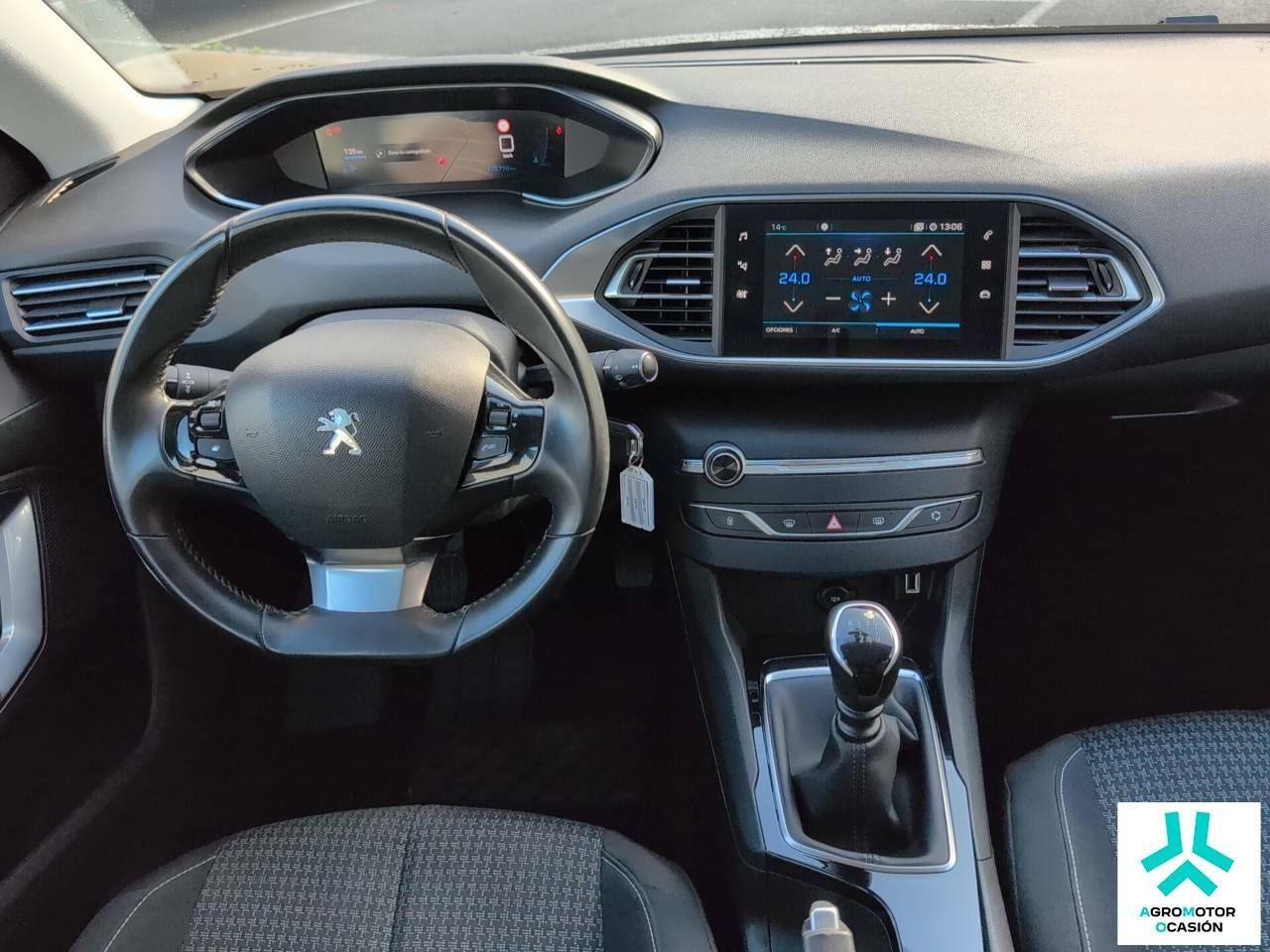 Foto Peugeot 308 8