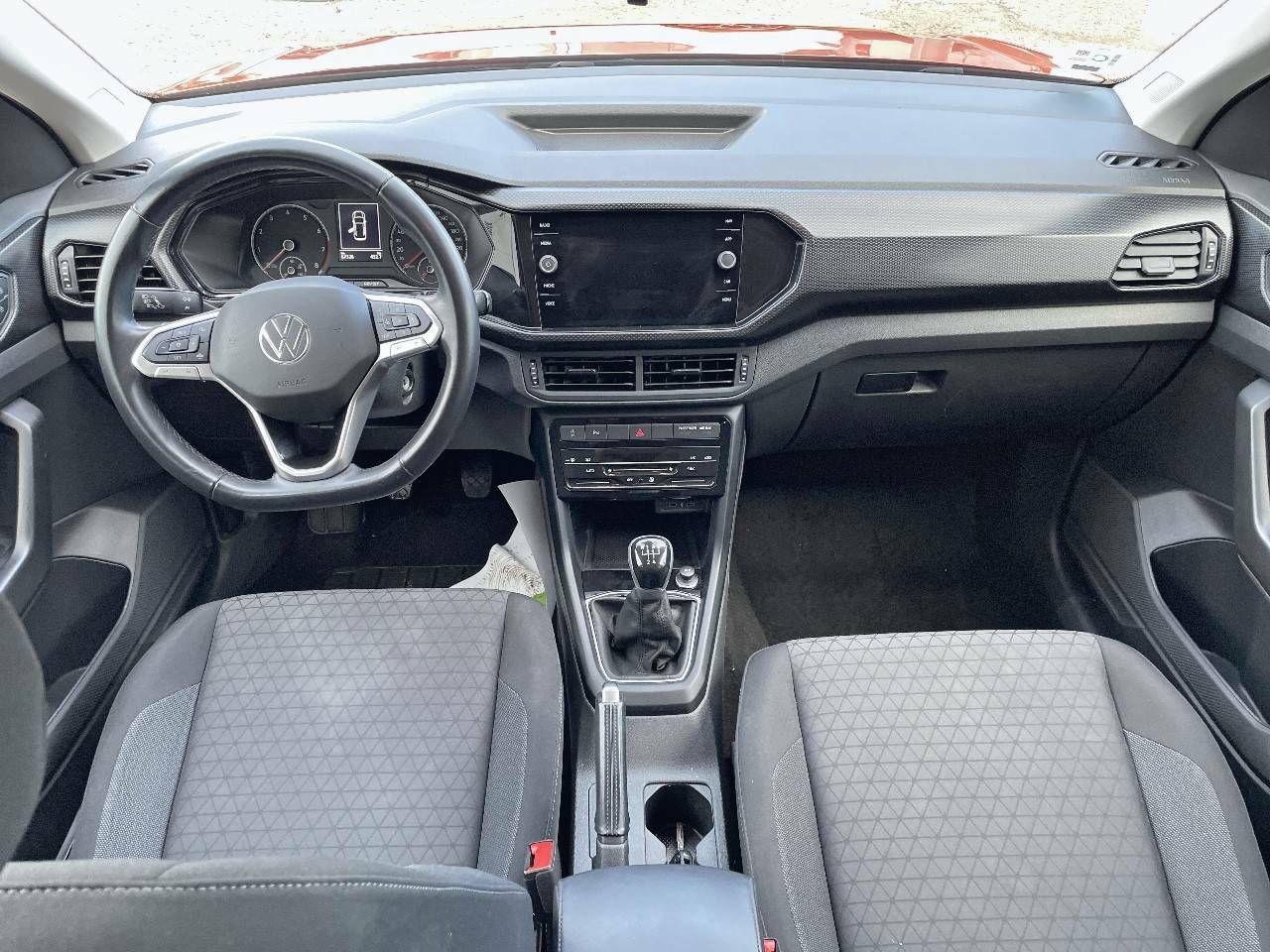 Foto Volkswagen T-Cross 8