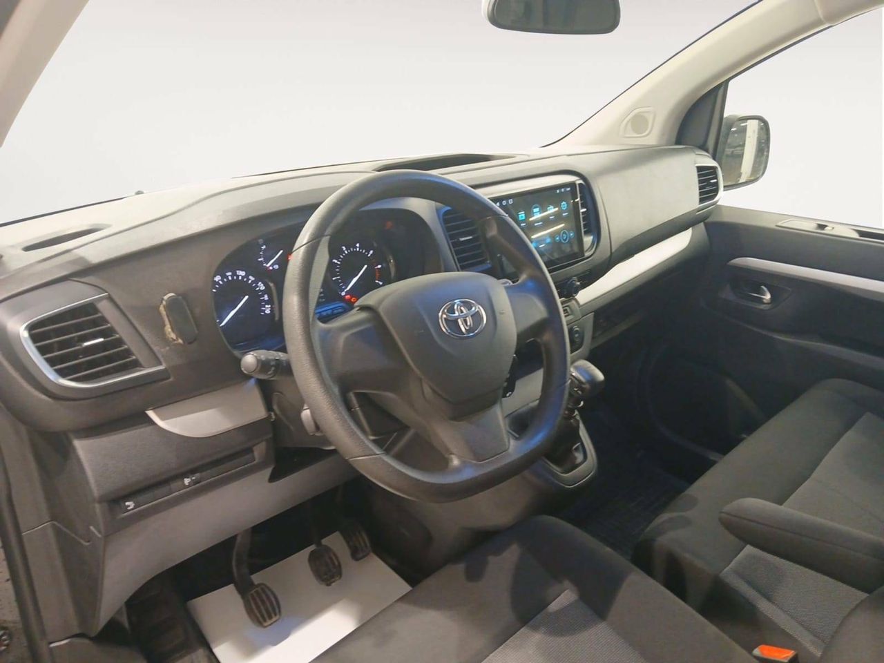 Foto Toyota Proace 19