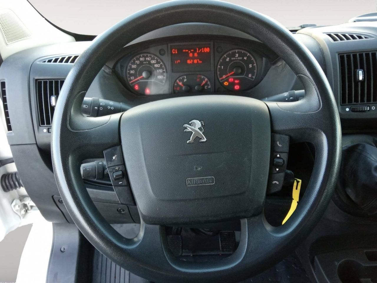 Foto Peugeot Boxer 13