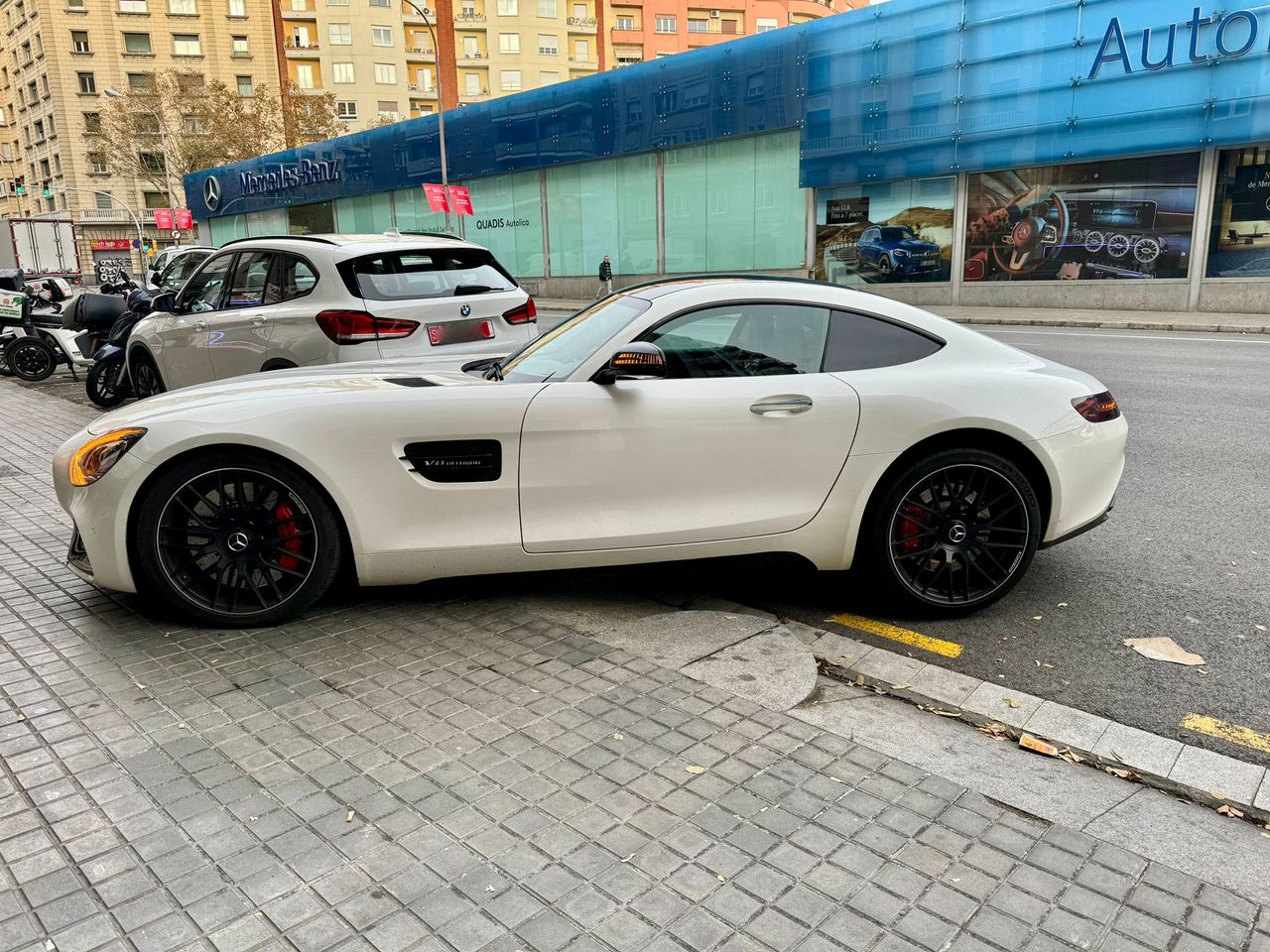 Foto Mercedes-Benz AMG GT 4