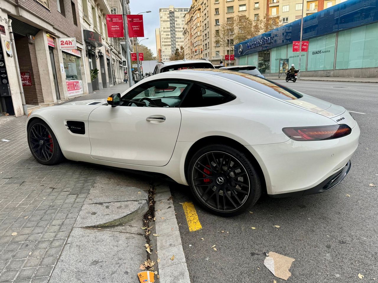 Foto Mercedes-Benz AMG GT 5