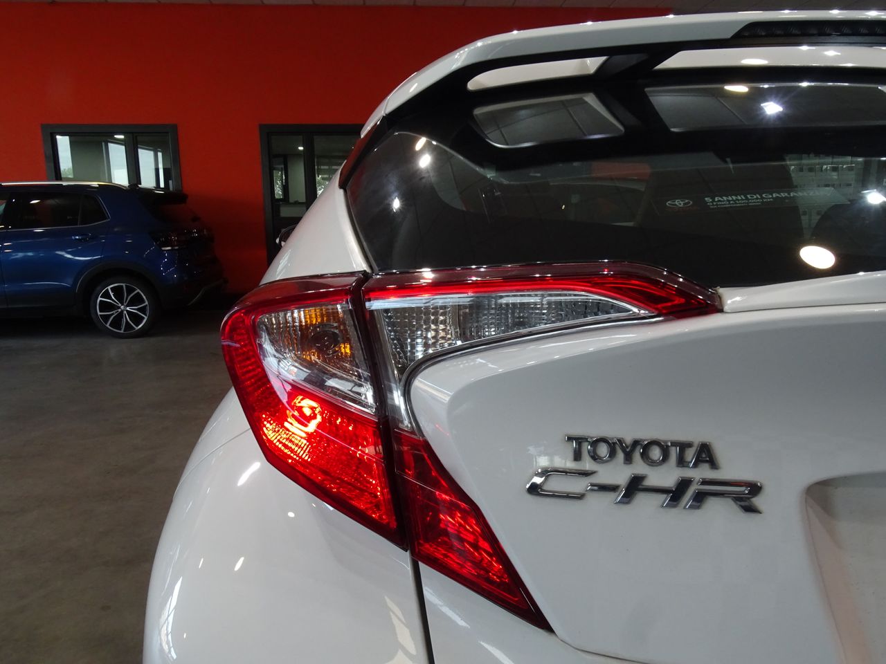 Foto Toyota C-HR 23