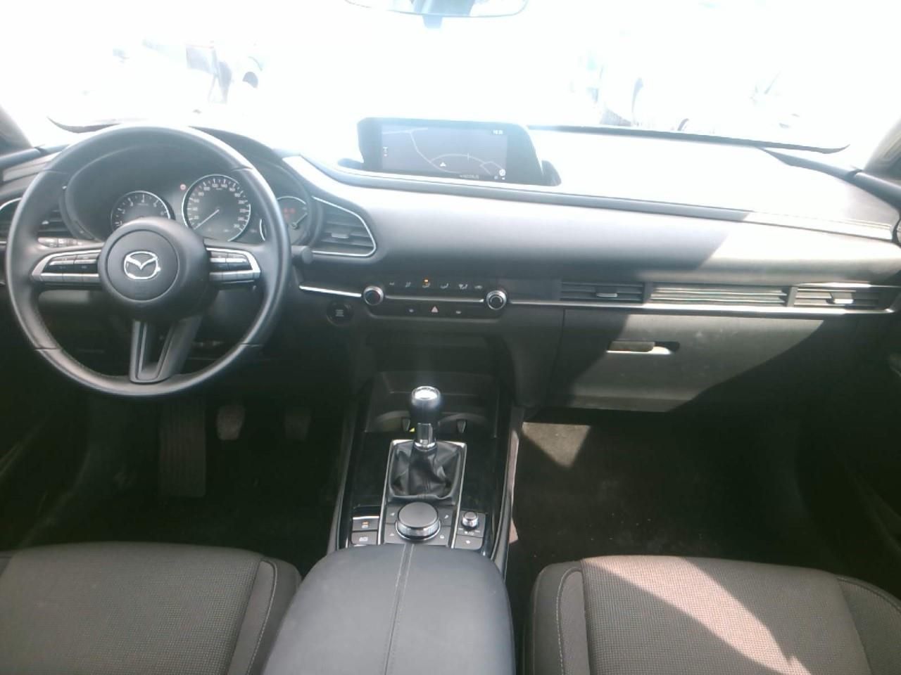 Foto Mazda CX-30 3