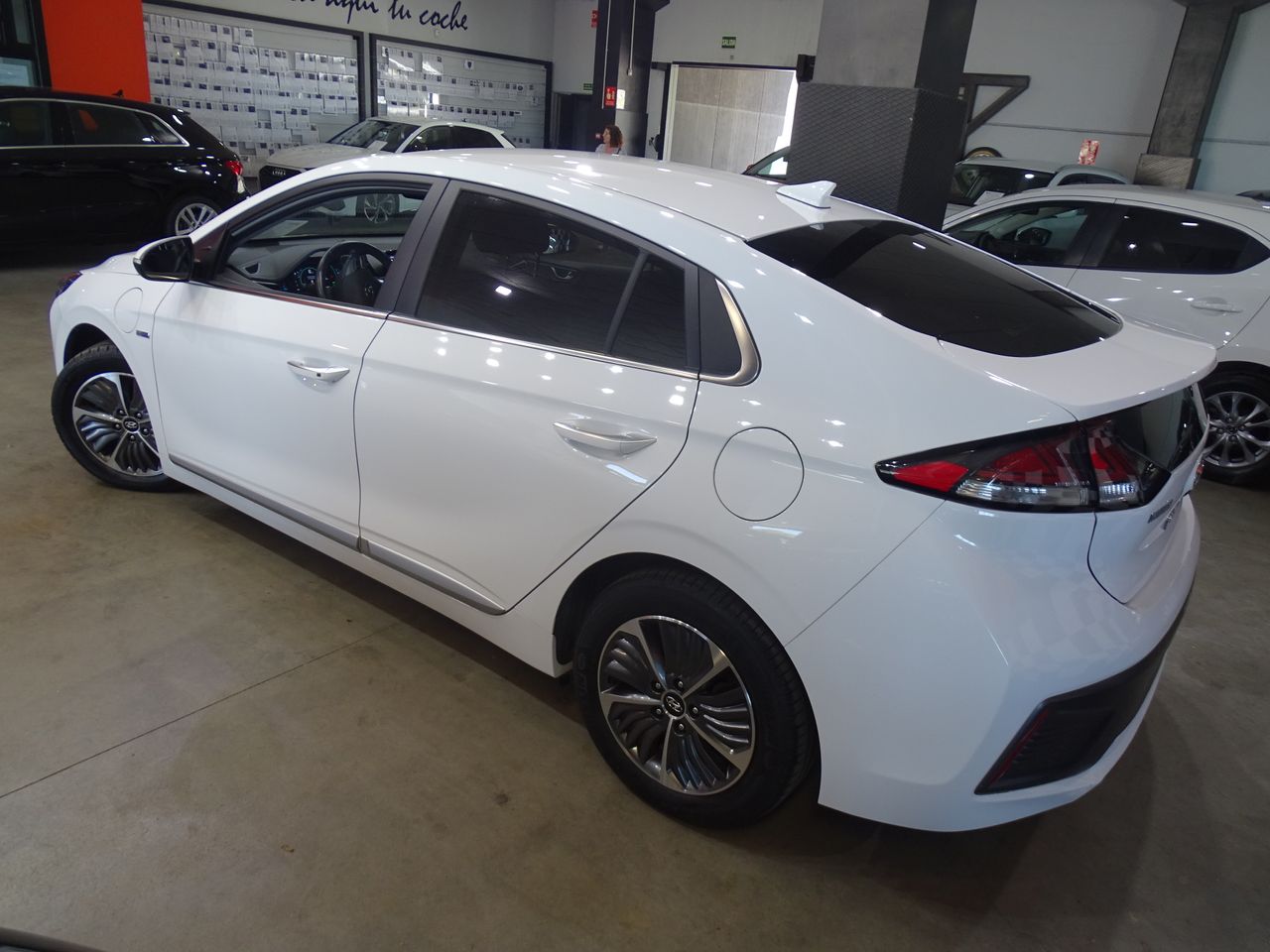 Foto Hyundai IONIQ 4