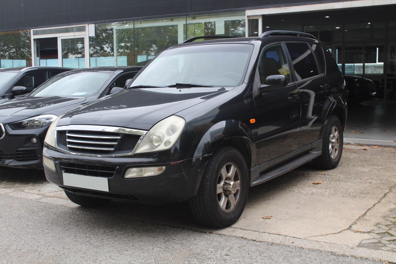 Foto SsangYong Rexton 1