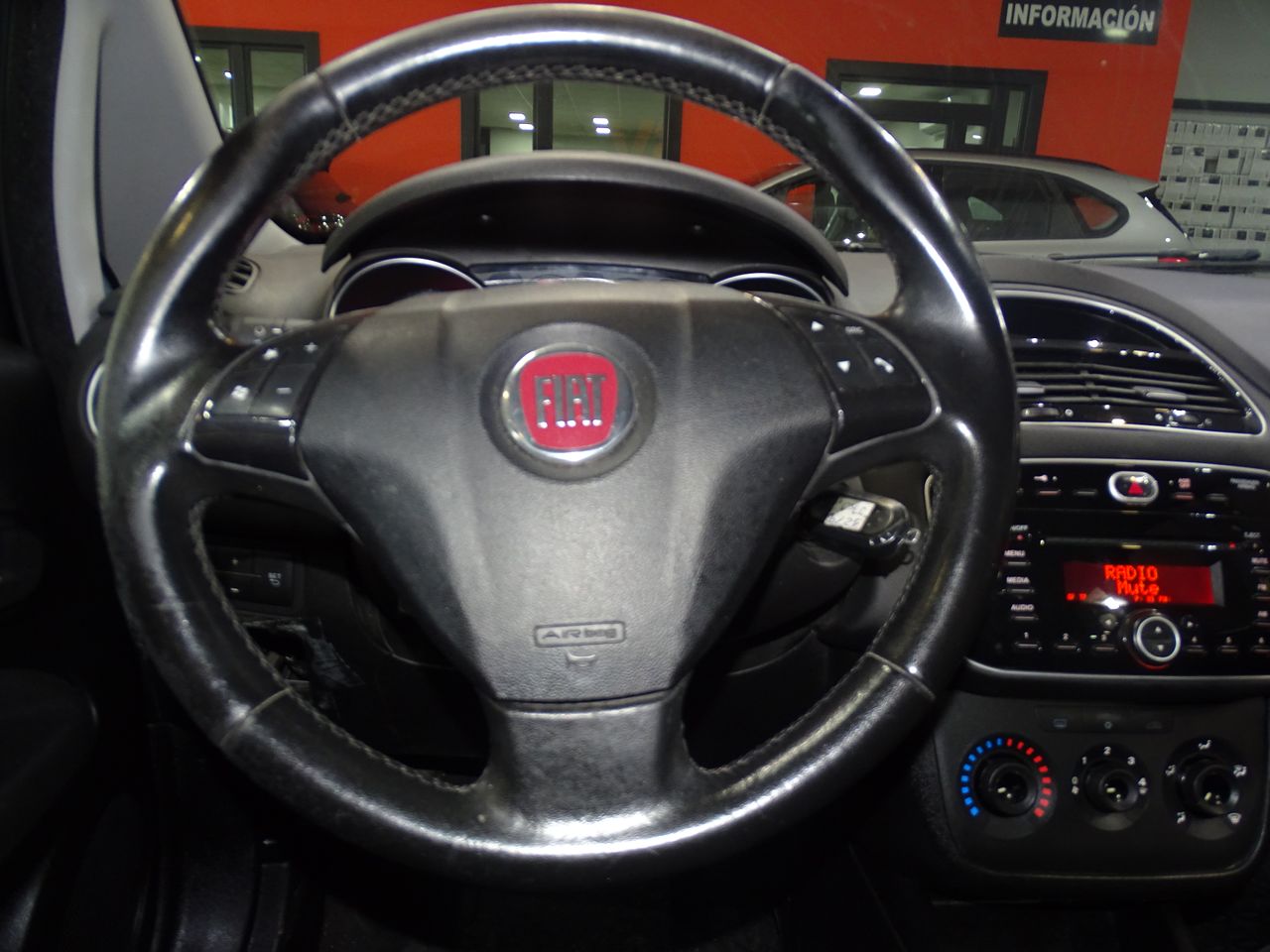 Foto Fiat Punto 11