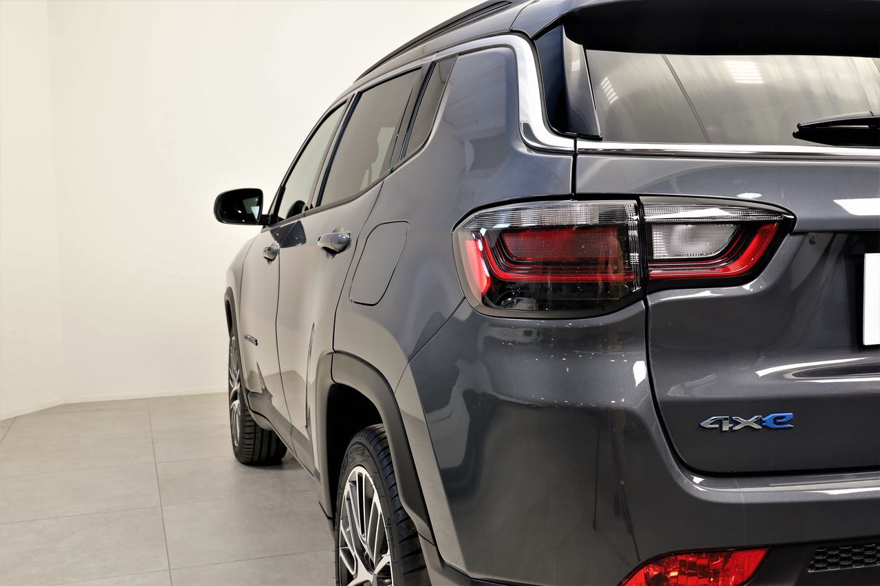 Foto Jeep Compass 26