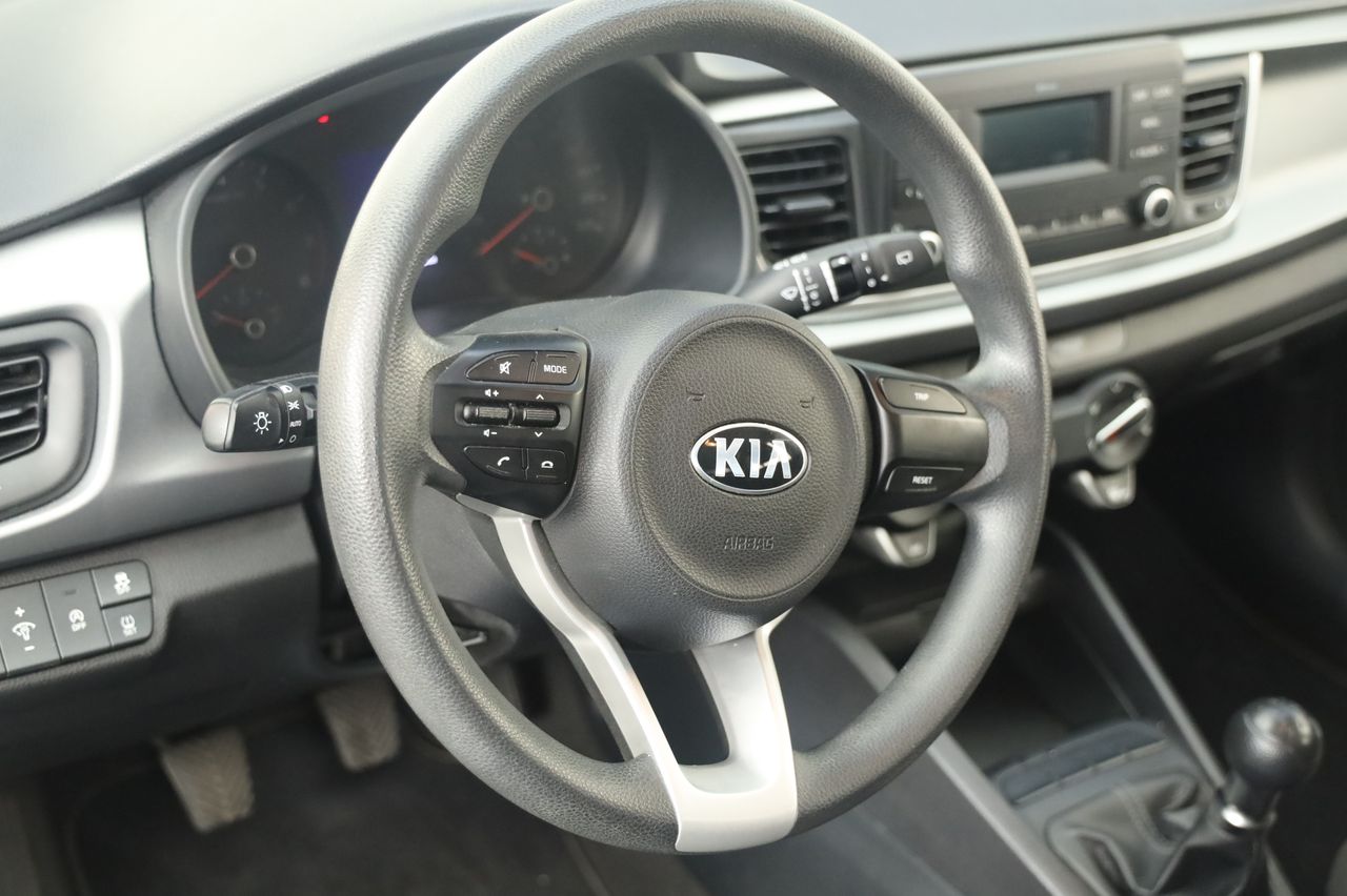 Foto Kia Rio 17