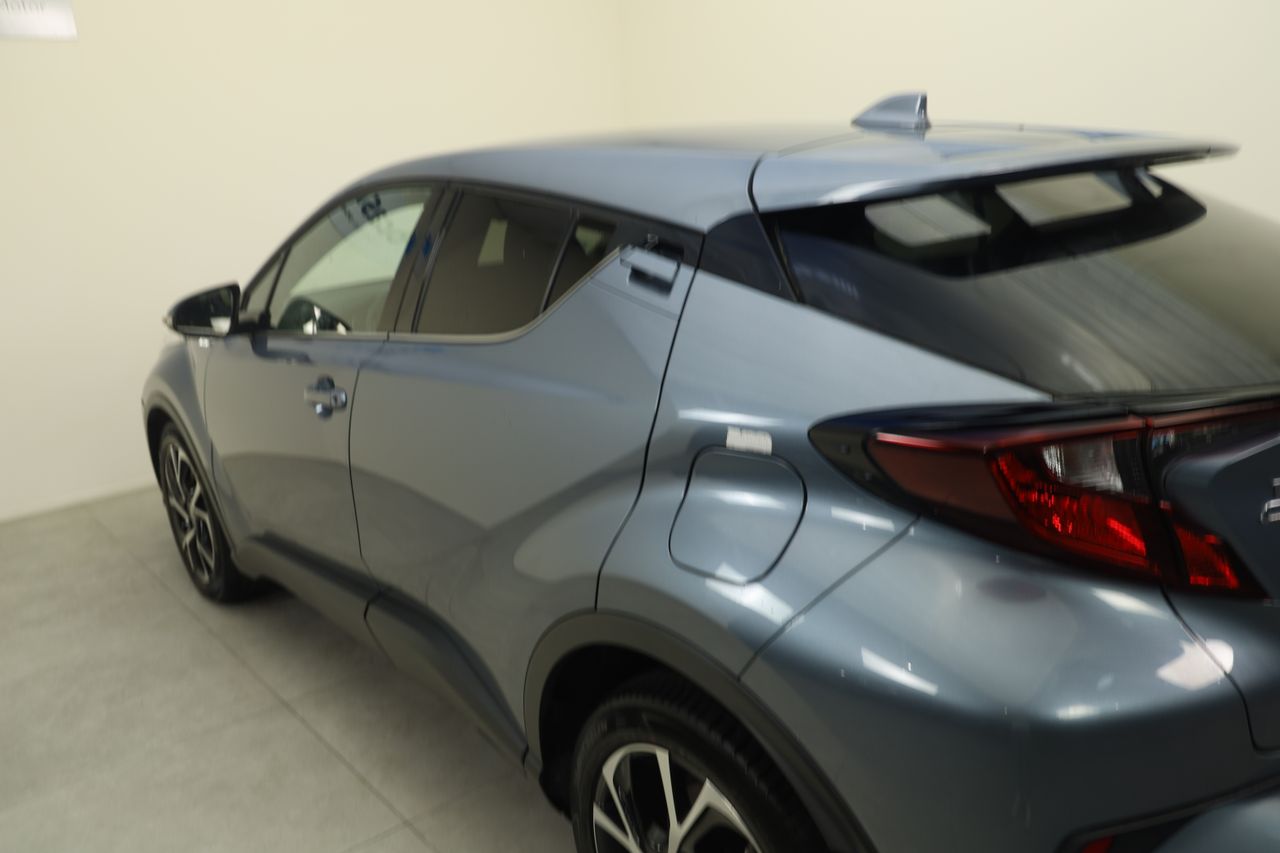 Foto Toyota C-HR 7